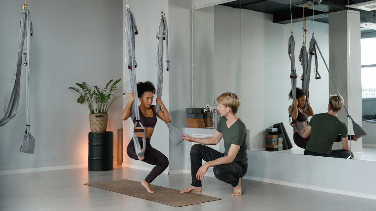 Aerial Yoga Benefits για Καλύτερη Φυσική Κατάσταση