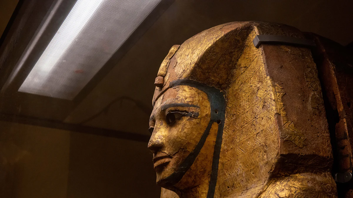 The Complete Tutankhamun: 100 Years of Discovery