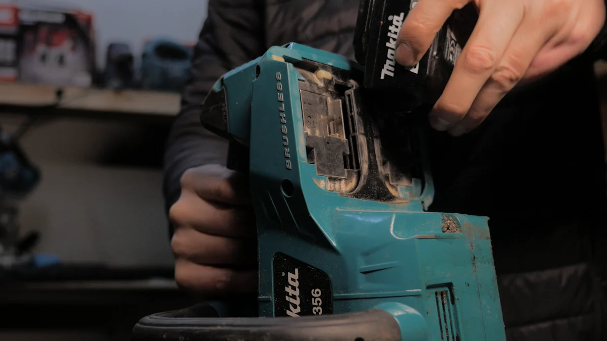 Top Makita Cut Out Tools Reviewed