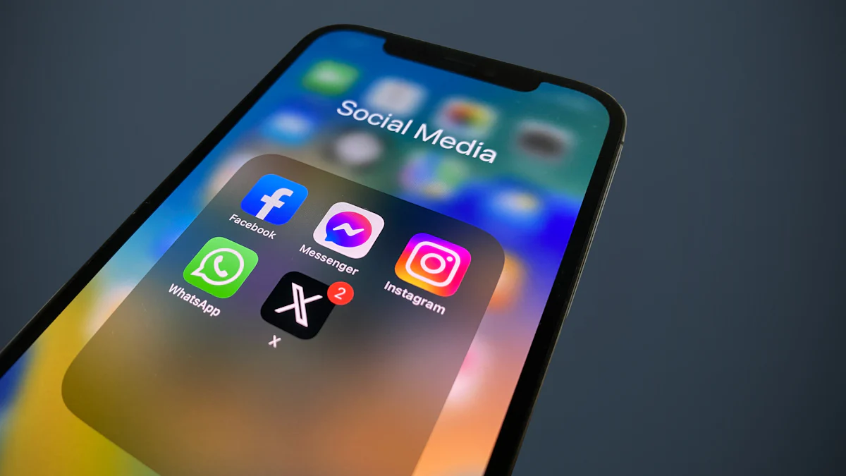 Comment Facebook réinvente son image pour séduire les jeunes