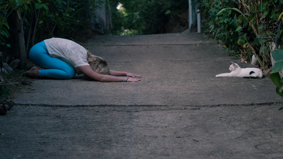 Step-by-Step Guide to Performing the Cat Pose