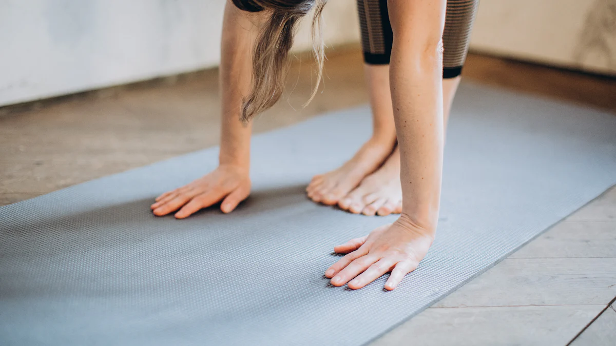 Comparing Different Types of Yoga Footwear