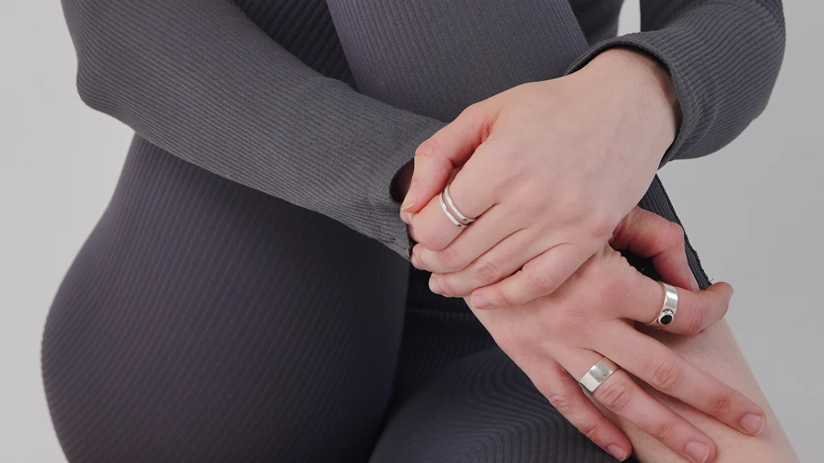 Manduka Yoga Pants: Comfort and Style Reviewed