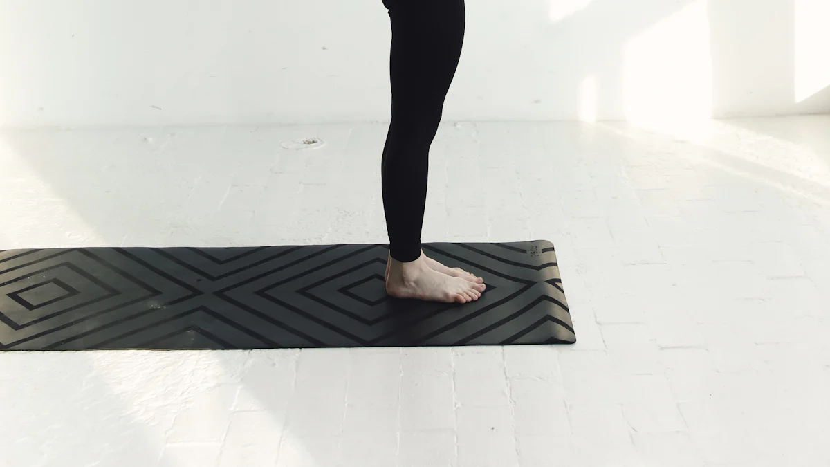 Esercizi di Yoga Viso per un Aspetto Giovane e Tonico