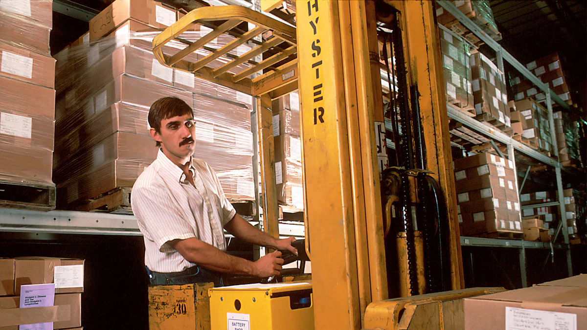 Foardielen fan Standing Pallet Jacks