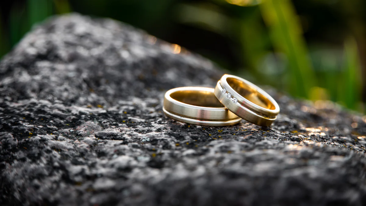 The Two Wedding Bands Trend