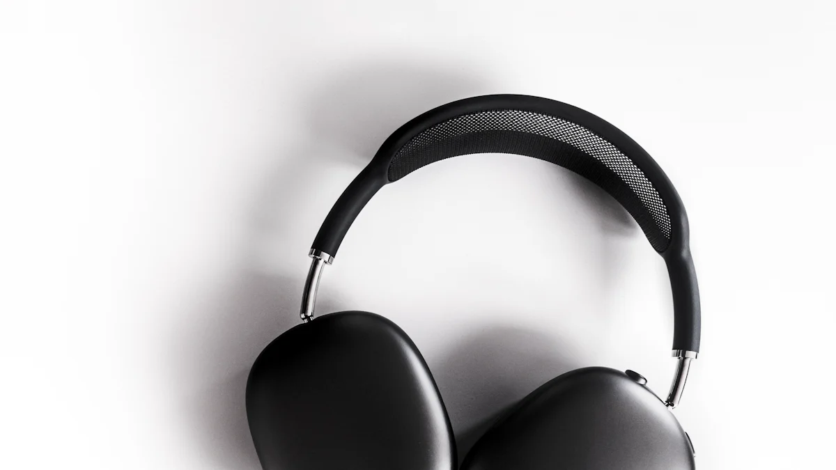 Best Noise-Cancelling Headset for Travel