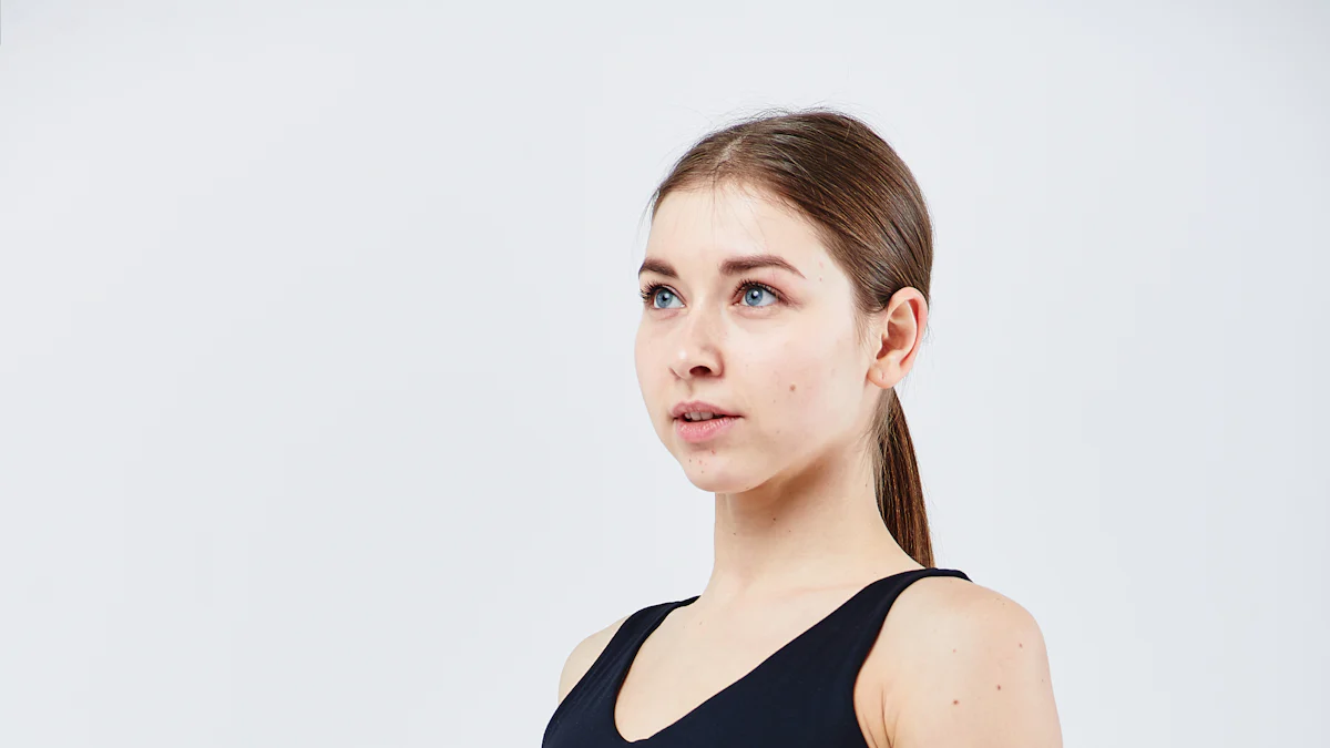 Materialen: Welke stoffen zijn geschikt voor een yoga top dames?