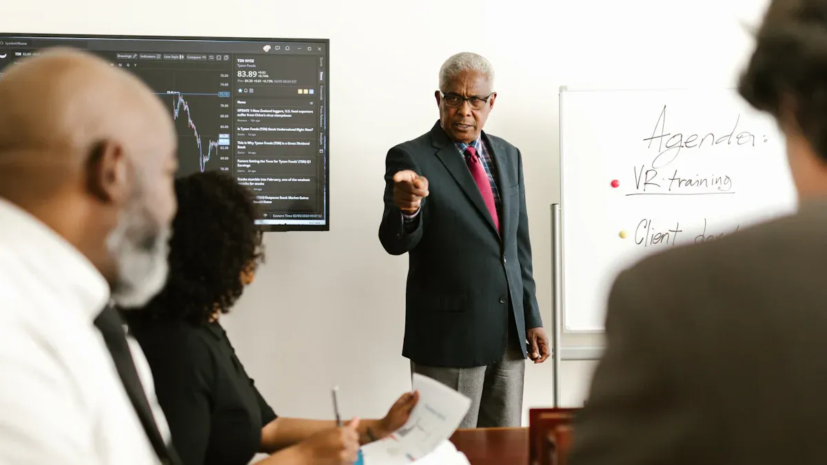 Roles of an Effective Steering Committee