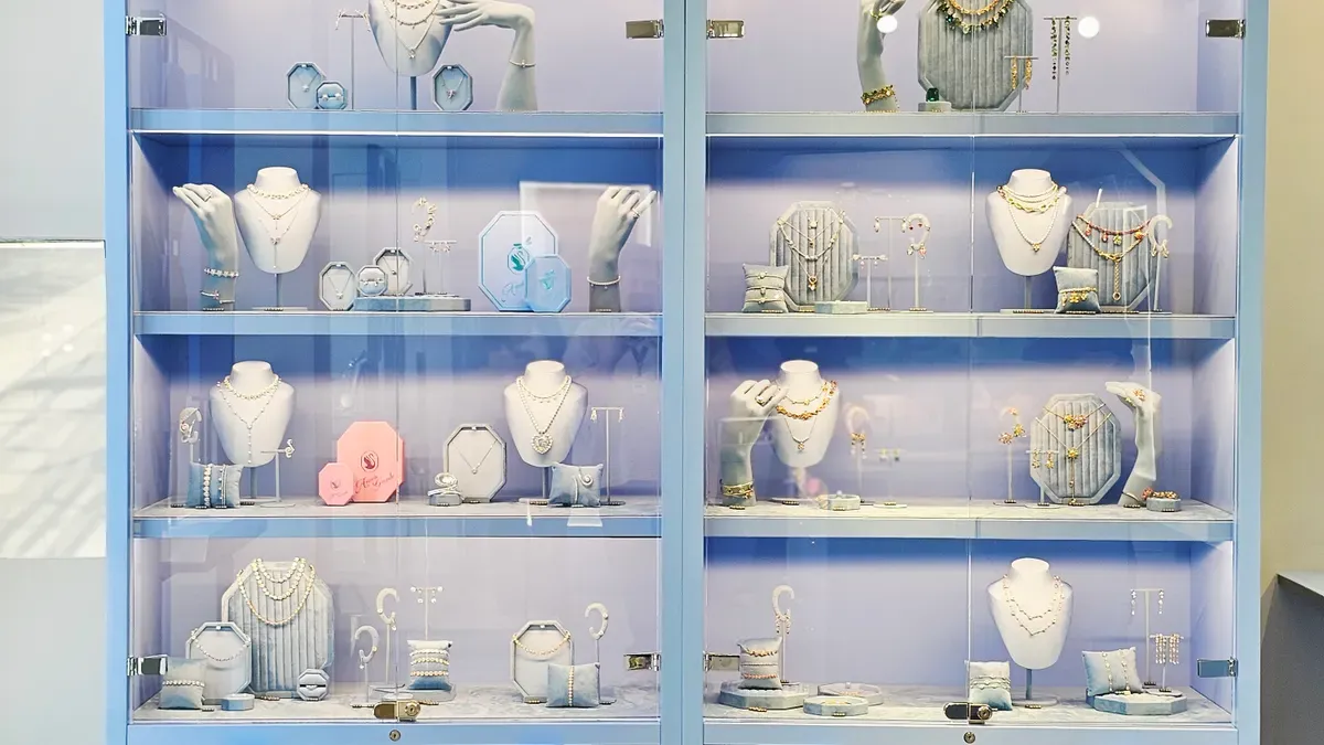 Practicality For Necklace And Earring Shelves
