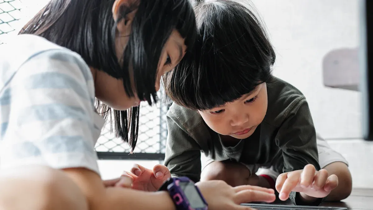 10 Essential Tips for Managing Kids'
style=