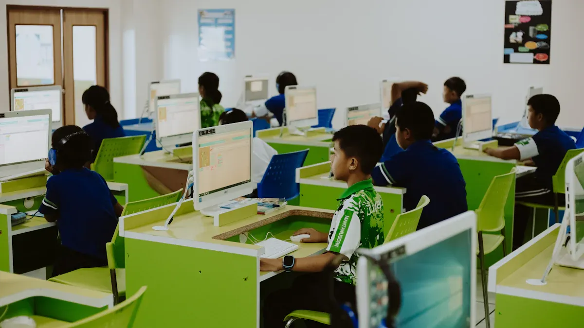 Technology in Digital Learning