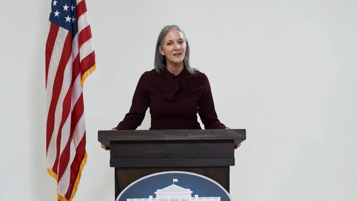 Practical Applications of Public Speaking Techniques in Everyday Life