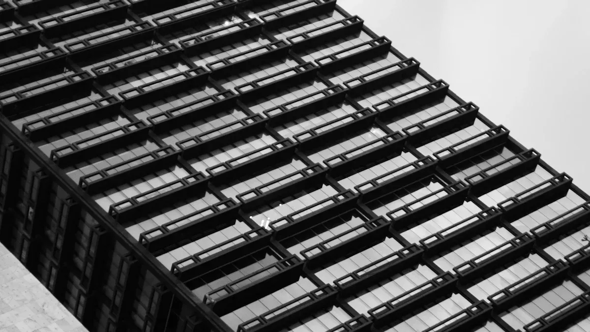 Key Features of Energy Storage Batteries