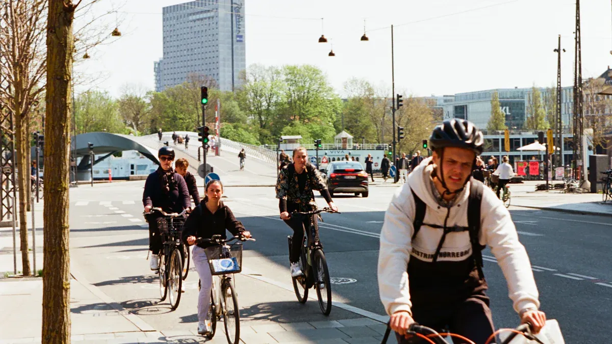 Tenways vs. REX: Der City-Check (Vergleich 25)