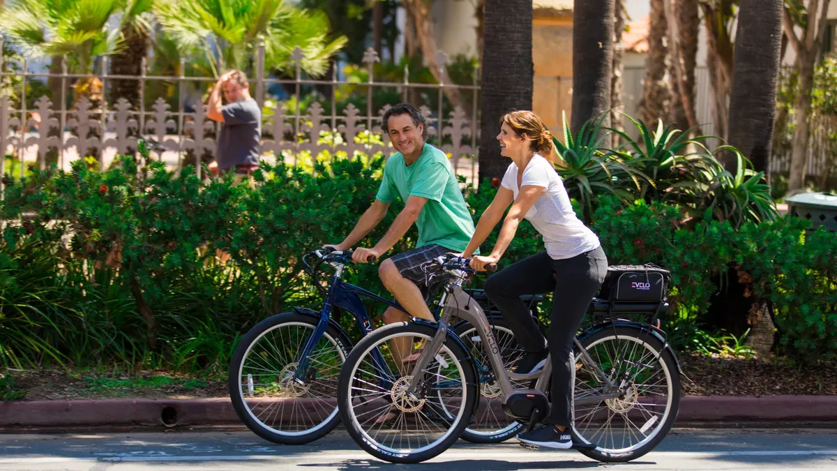 Sicheres Fahren mit dem E-Bike im Verkehr