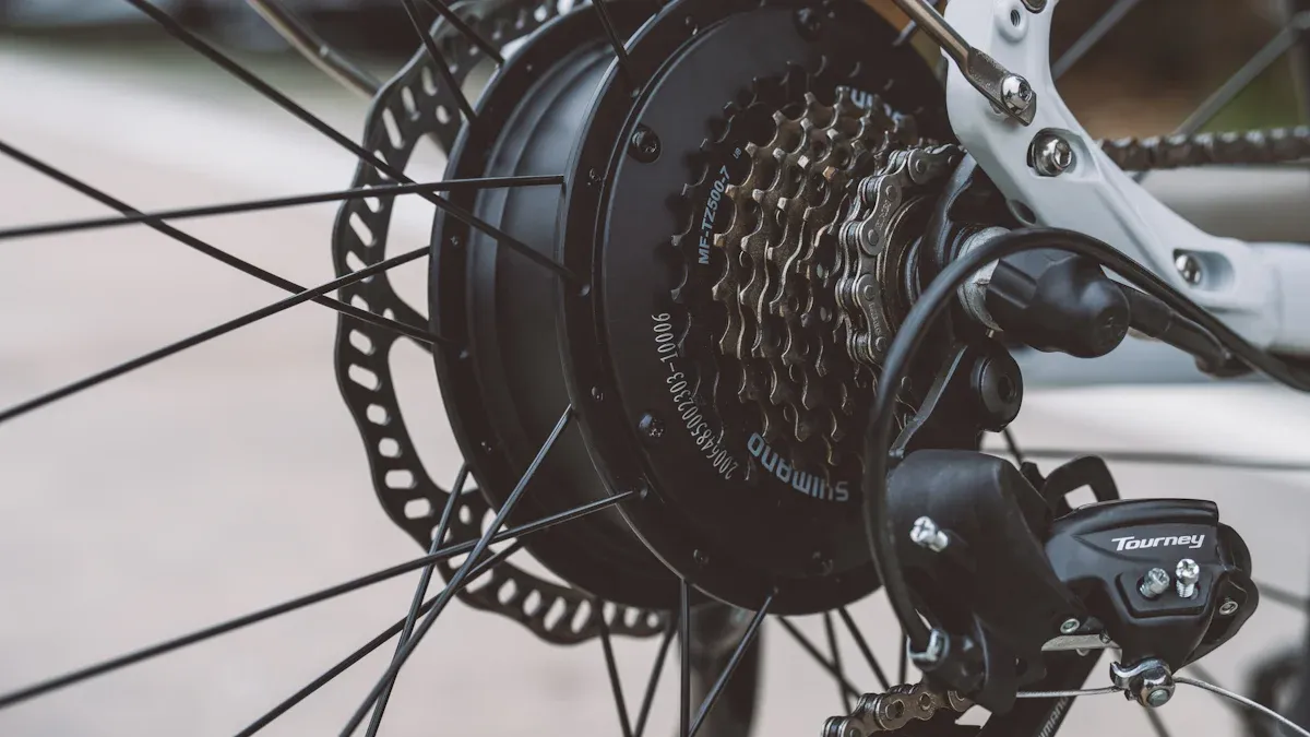 Was ist ein Mittelantriebsmotor?