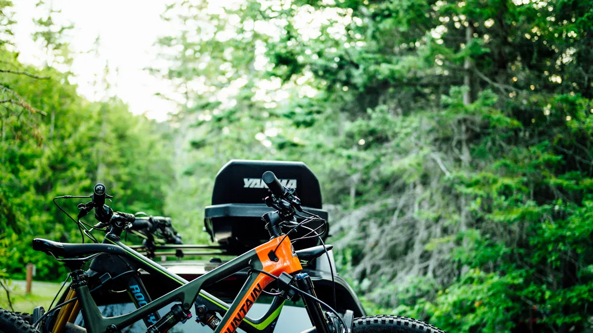 Schutz & Leistung im Gelände