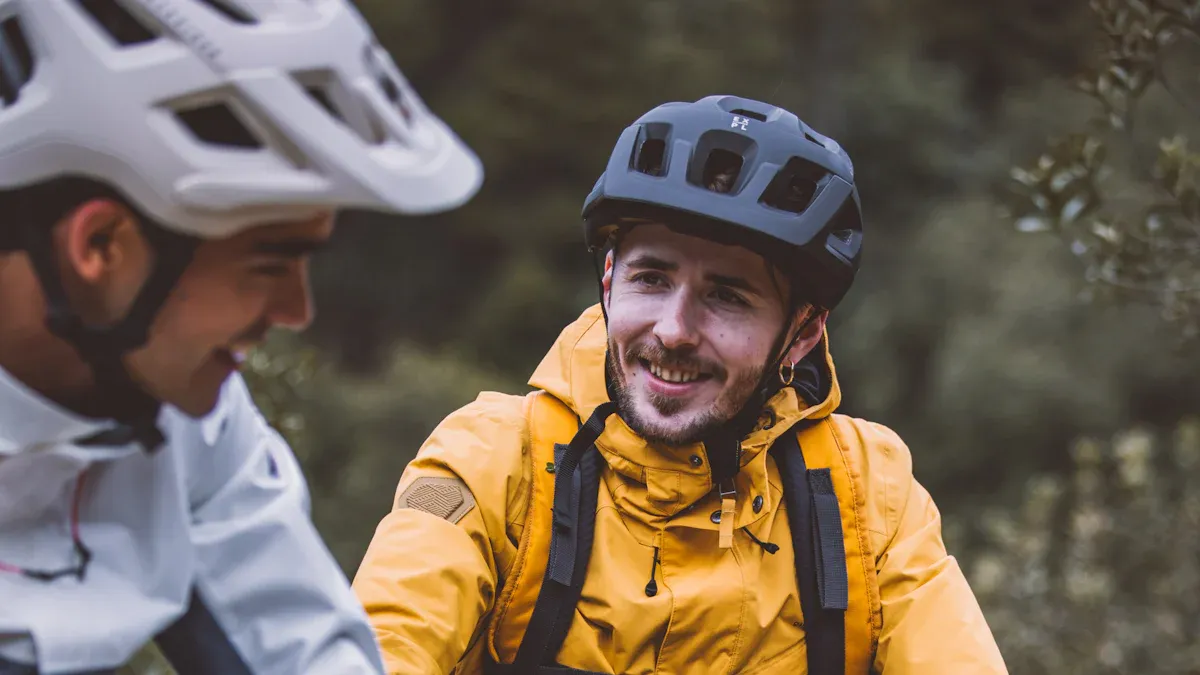 Die besten E-Bike-Zubehörteile für mehr Sicherheit und Komfort