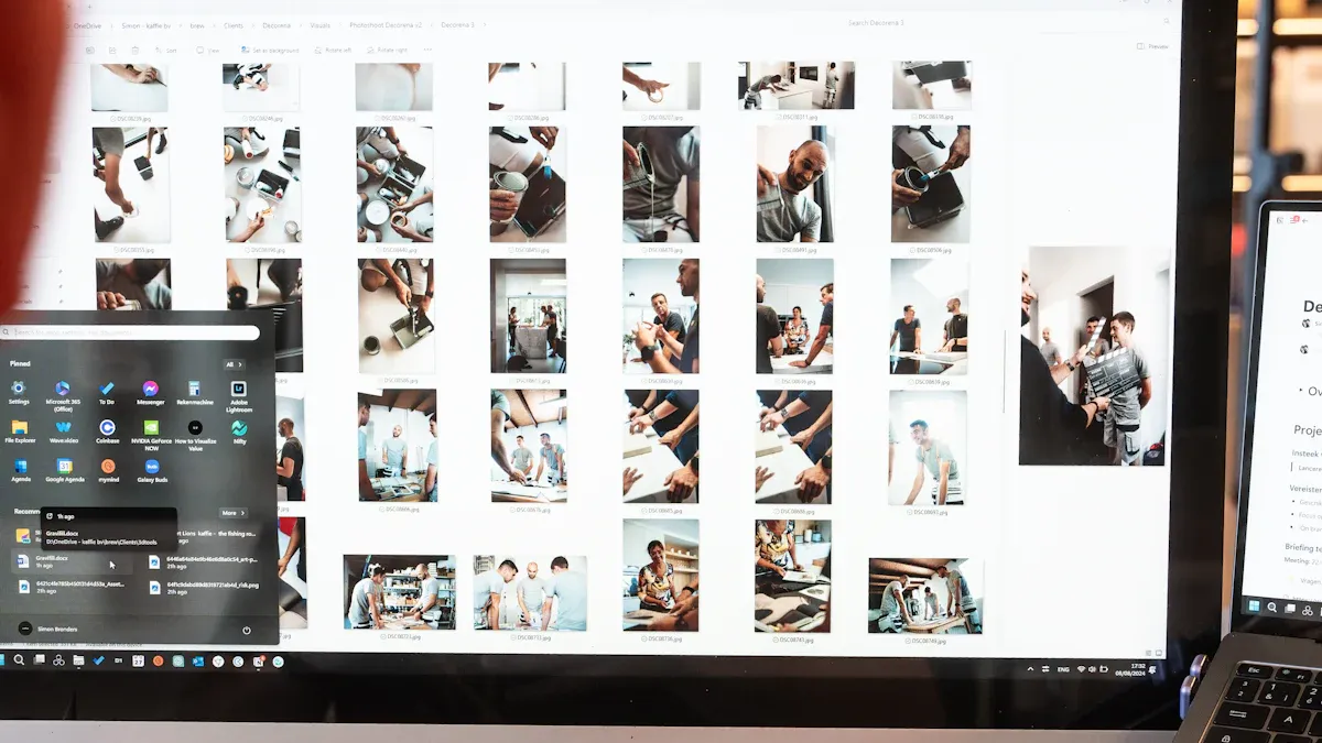 Retail Advertising with Aluminum Frame Lightbox