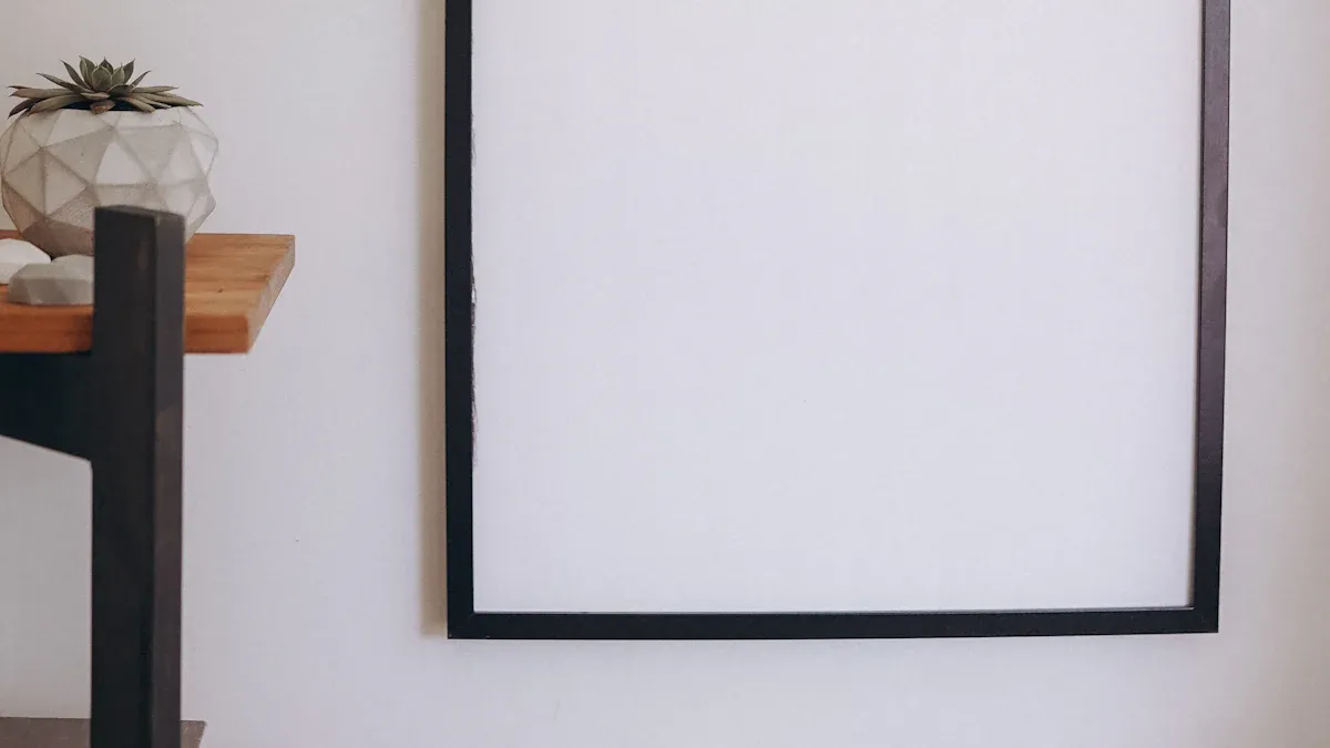Lighted Frames: Types, Applications, and Selection Tips