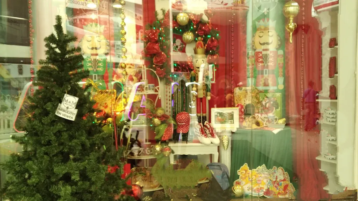 Creative Retail Ideas for Winter Window Displays to Captivate Holiday Shoppers
