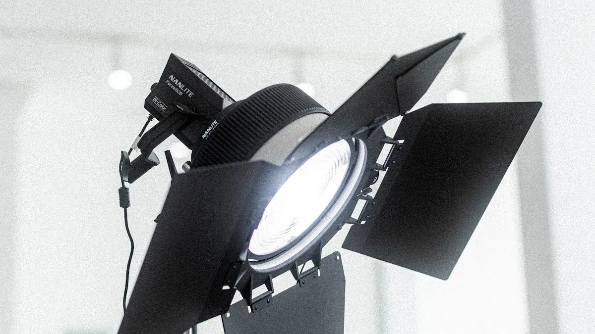 How to Choose the Perfect Blue Light Box for Professional Displays and Illumination