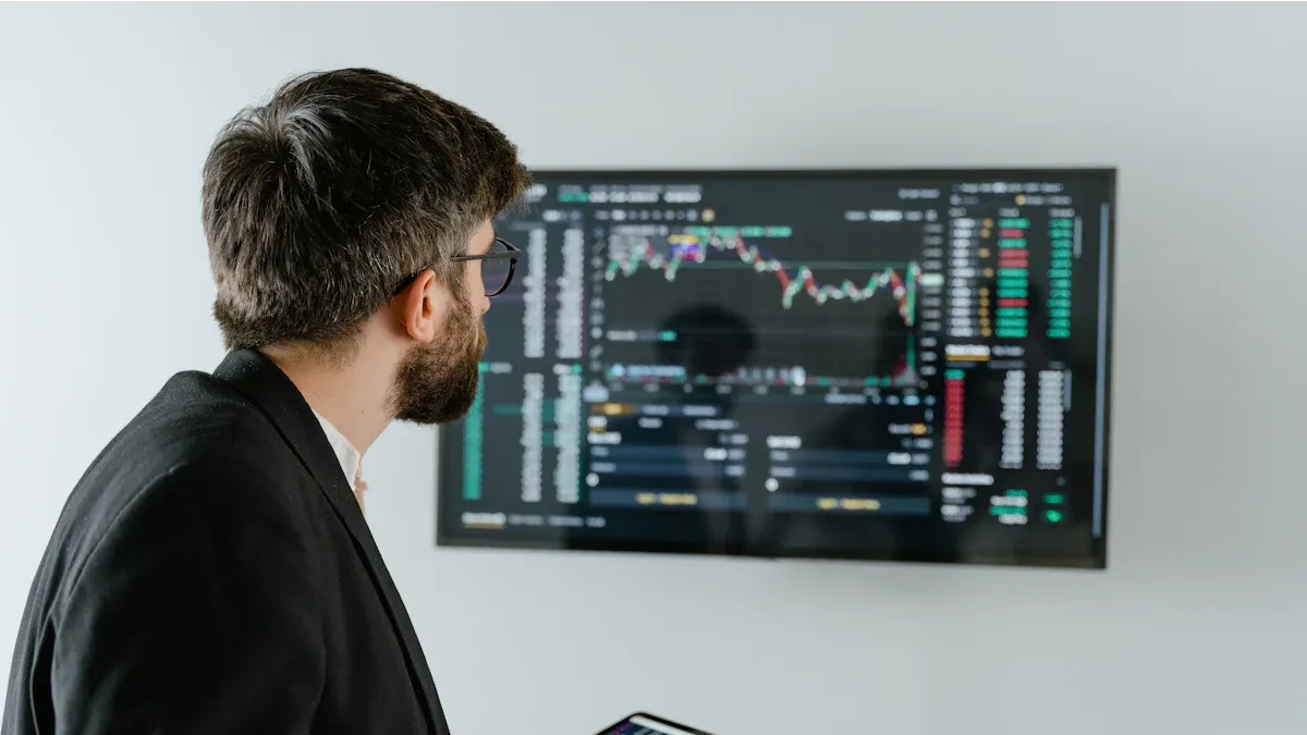 Overview of the Canada Digital Signage Market