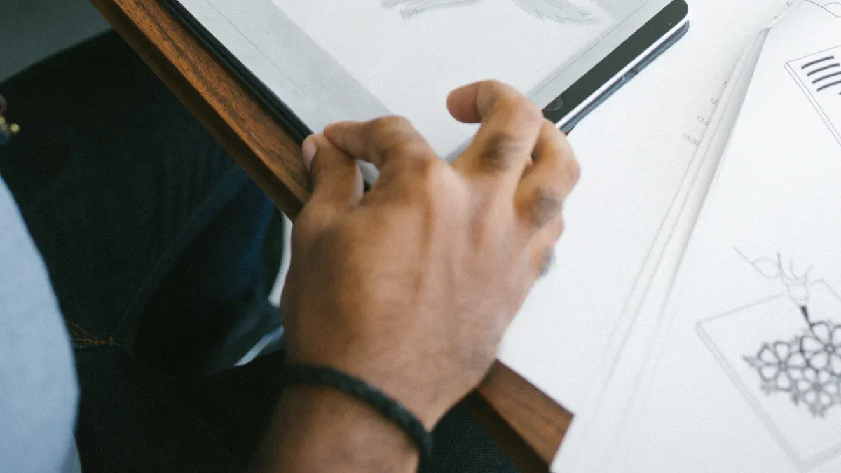 How to Compare and Test Lightboxes