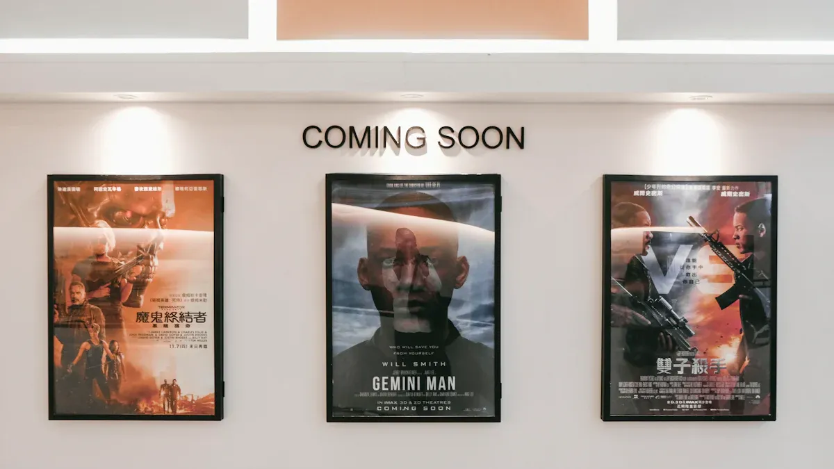 Choosing the Perfect Poster Frame with LED Lights