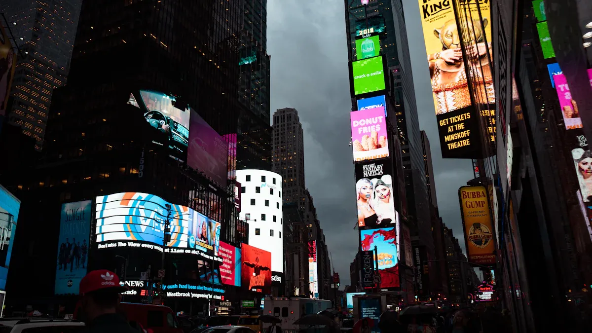 Visibility & Distance for Outdoor Digital Signage Screen