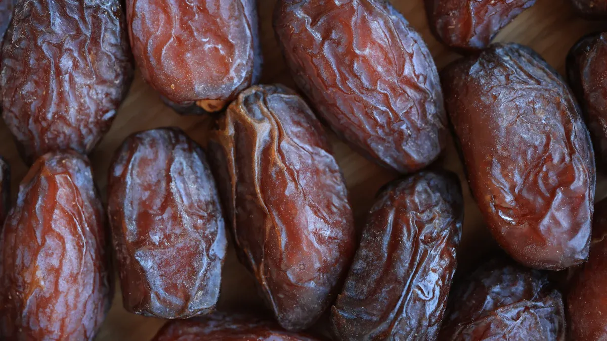 How to Store Dates in Cold Rooms for Maximum Freshness