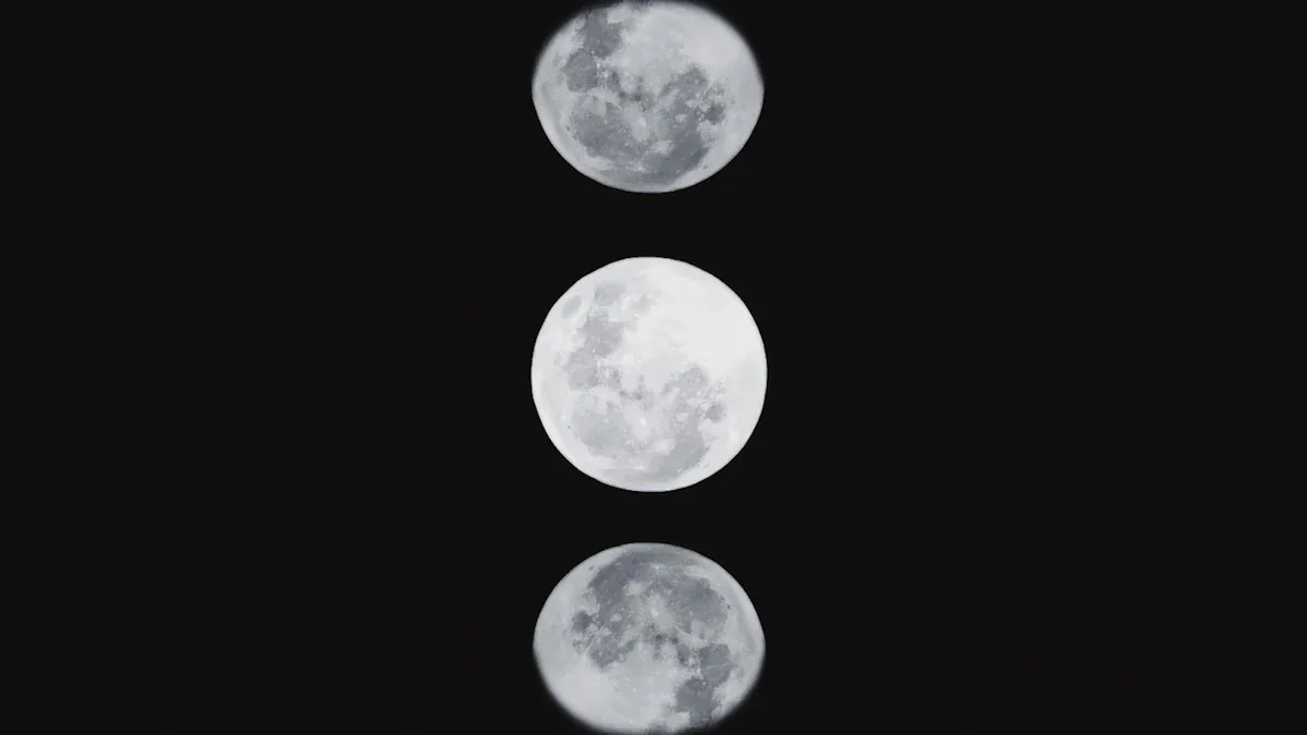 Neumond und Vollmond: So nutzen Sie den Mondzyklus zum Setzen und Lösen von Absichten