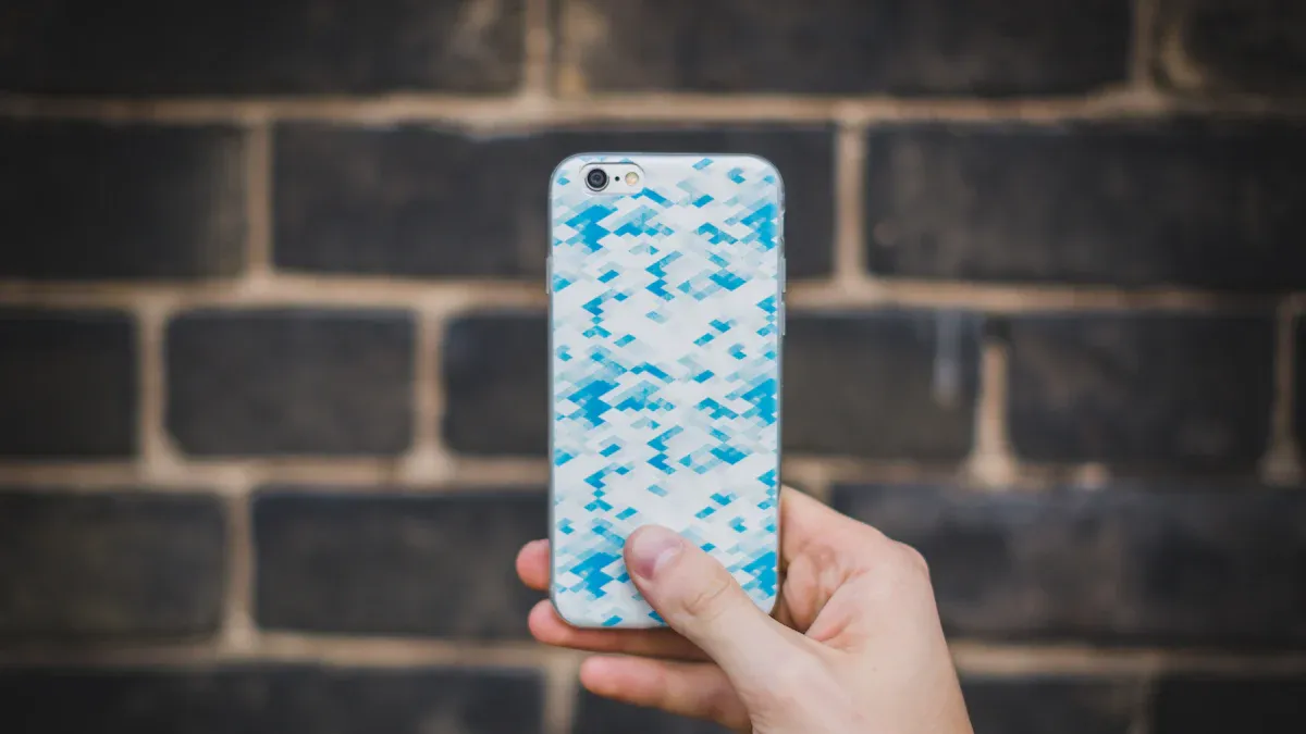 How to Find the Best Custom Pattern Phone Case Supplier in 2026