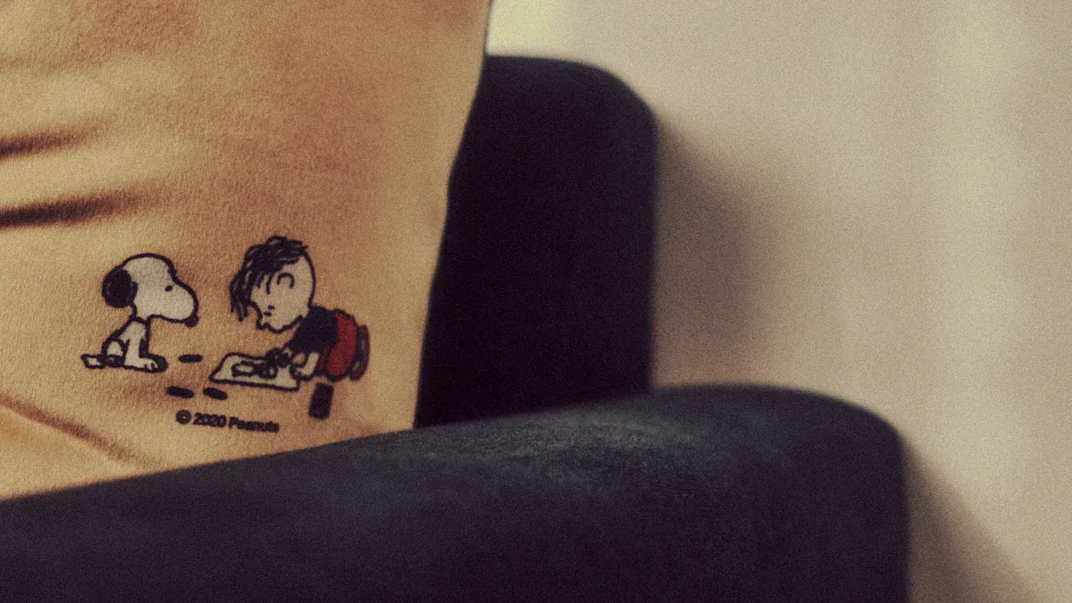 A Closer Look at the Most Loved Snoopy Phone Cases