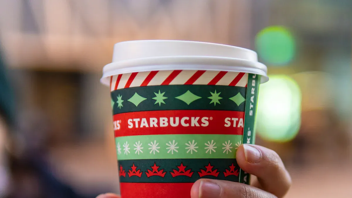 Holiday Cups for Large Events