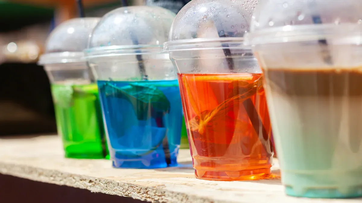 Mixing Cups Types