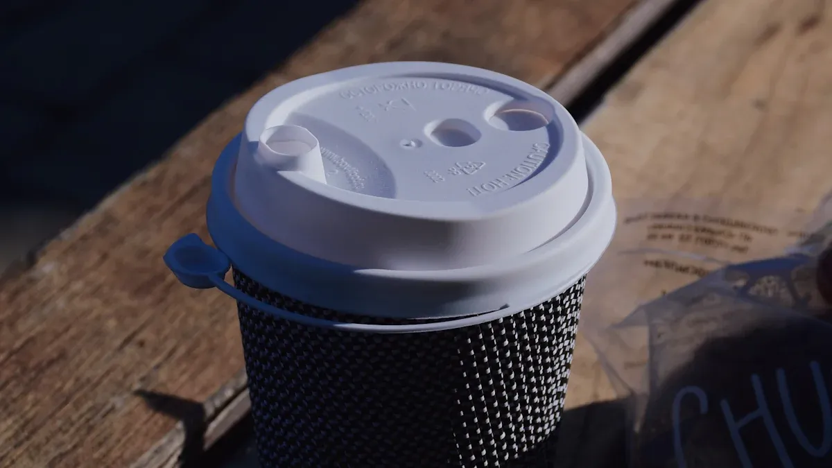 Paper Coffee Cup Lids vs. Plastic