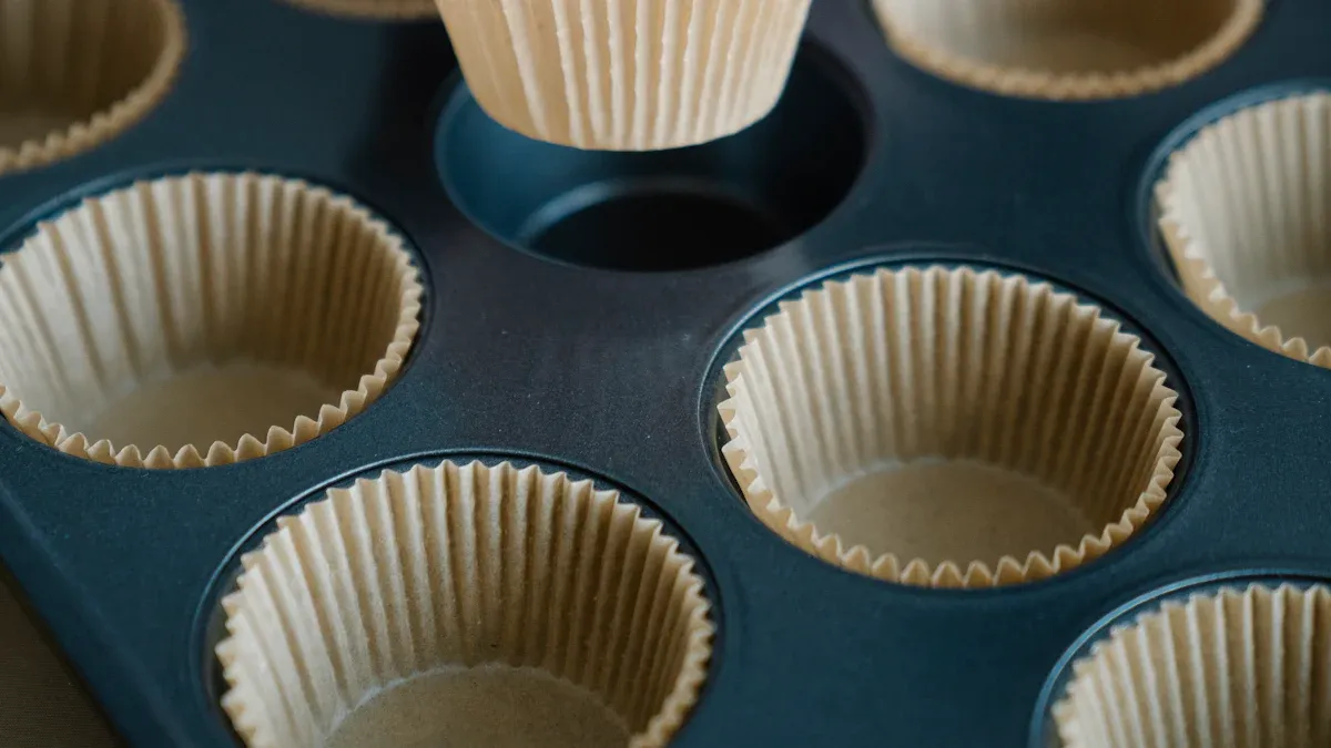 TIPS FOR USING BAKING CUPS