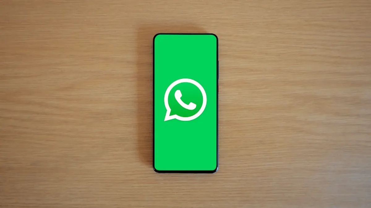 Free Cocktail Party Invitation for WhatsApp