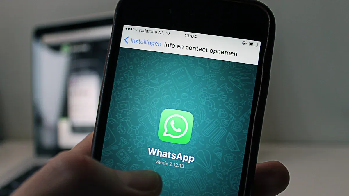 How to Format Text in WhatsApp