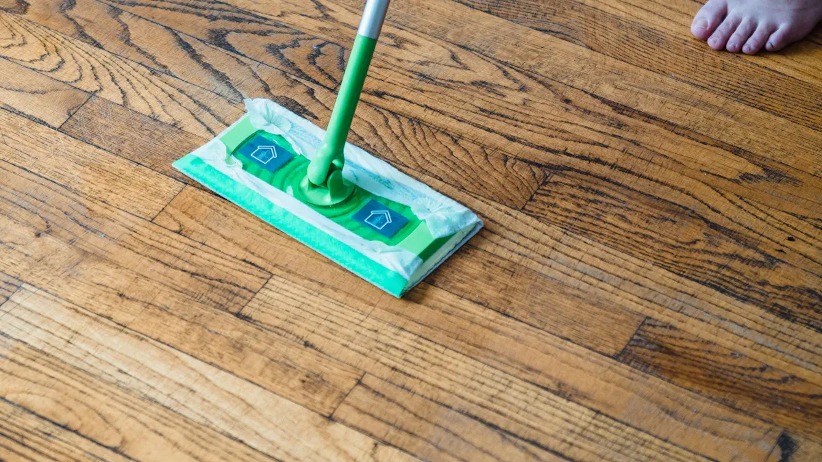 How to Install and Maintain Heterogeneous Vinyl Flooring 5 Cleaning and Maintenance