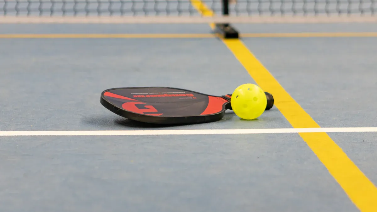 Hudefsport-Professional-Mid-Weight-Pickleball-Rackets-Balance-1