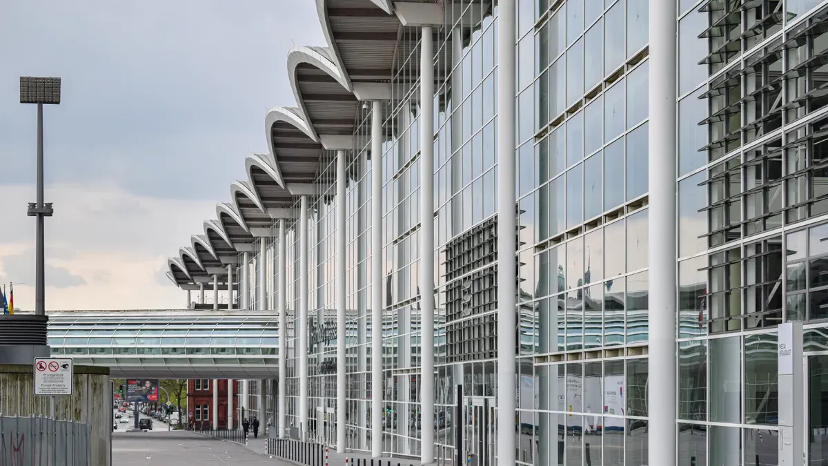Top ACP Suppliers for Airport Terminal Cladding