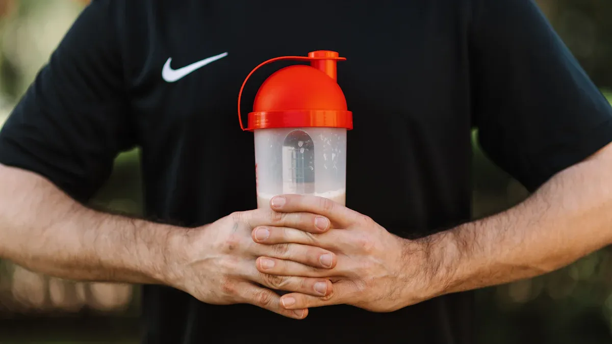 Secure Lid Design for a Leak-Proof Plastic Shaker Bottle