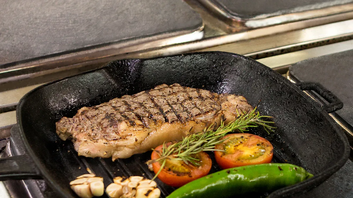 What Are Microwave Grill Pans?