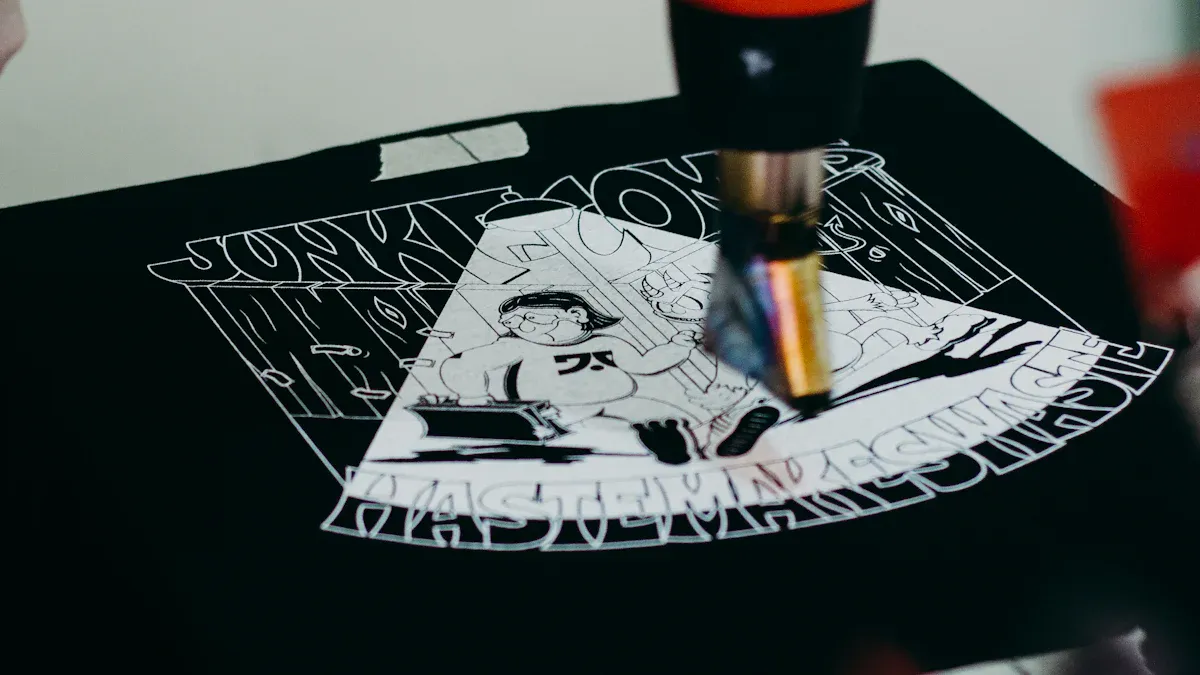 How to Choose the Right Printing Method for Your T-Shirt Business