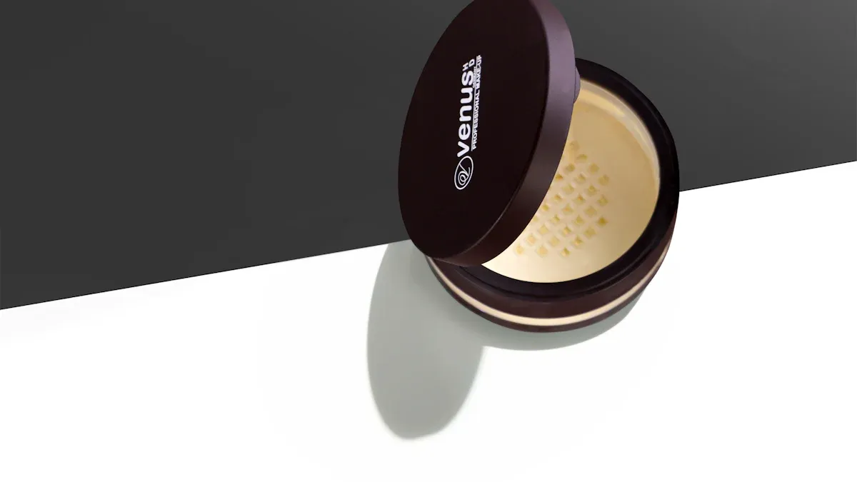 Customized Powder Compact Boxes: Tailoring to Your Brand's Unique Image