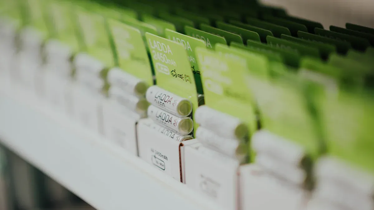 How Alkaline Battery Packaging Impacts B2B Sales