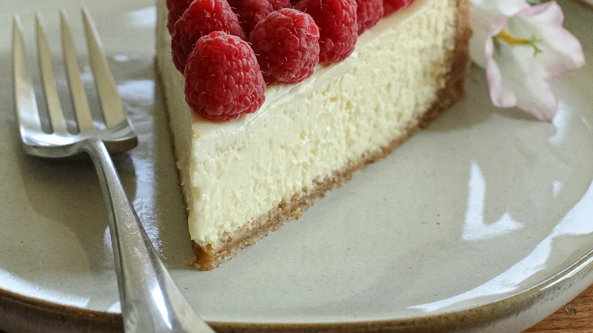 Electric Air Deep Fryer Oreo Cheesecake Made Healthier插图 Electric Air Deep Fryer Oreo Cheesecake Made Healthier